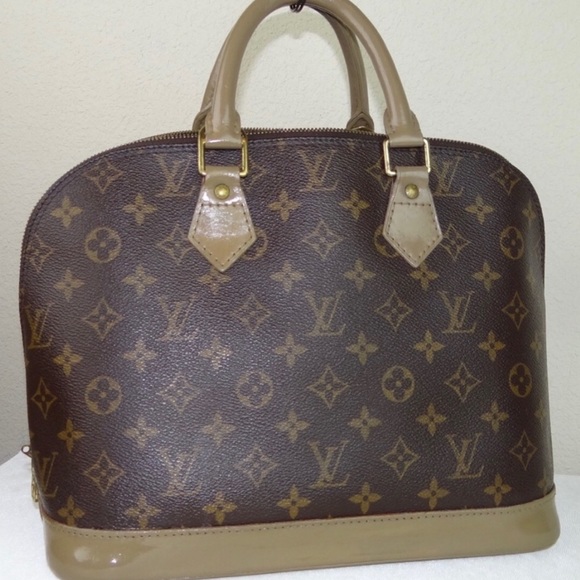 Louis Vuitton Alma PM ( REPOSH ) - Picture 1 of 11